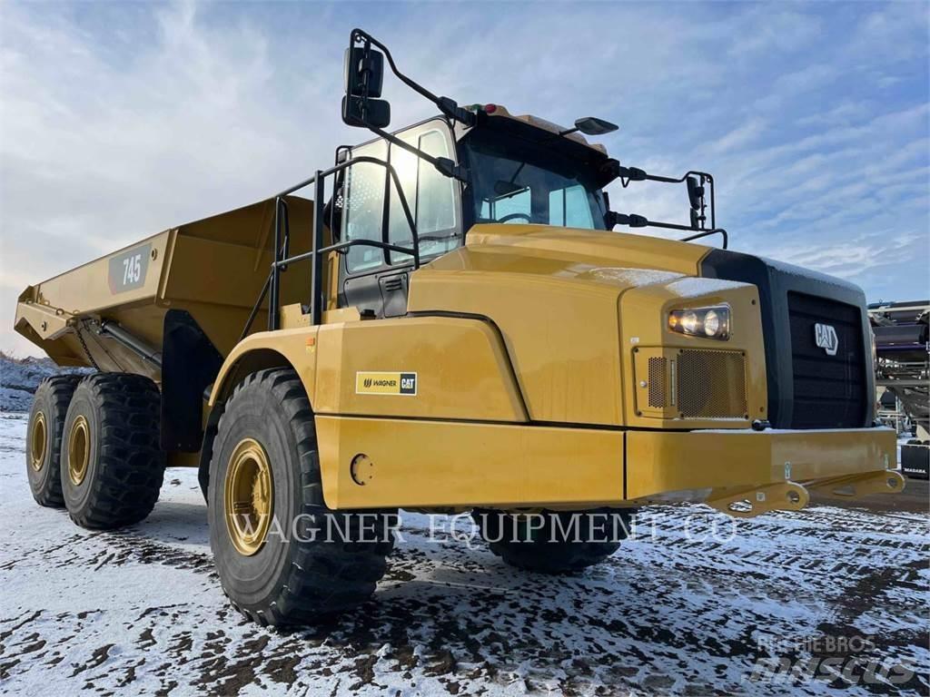 CAT 745 Dumpers articolati