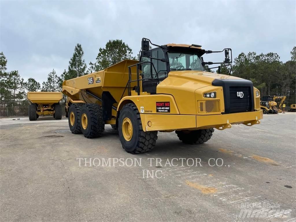 CAT 745 Dumpers articolati