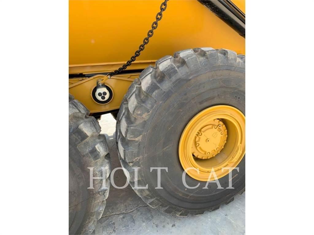 CAT 745 Dumpers articolati