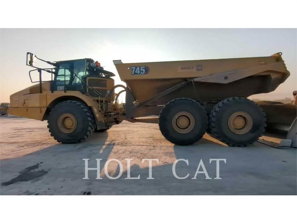 CAT 745 Dumpers articolati