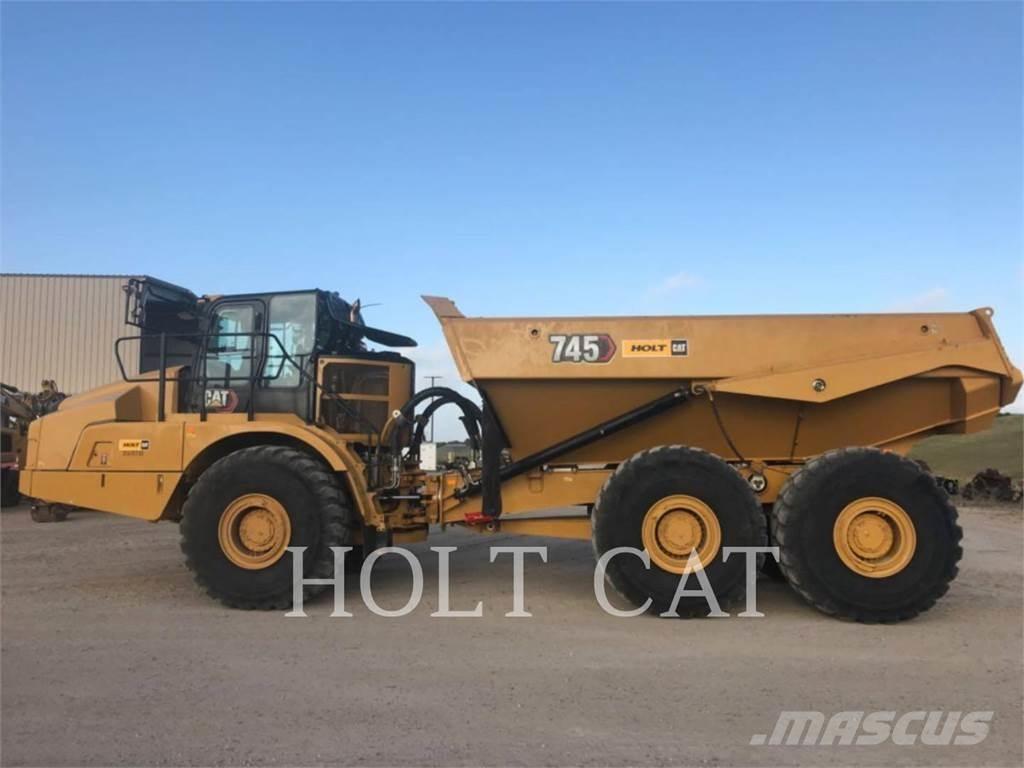 CAT 745 Dumpers articolati