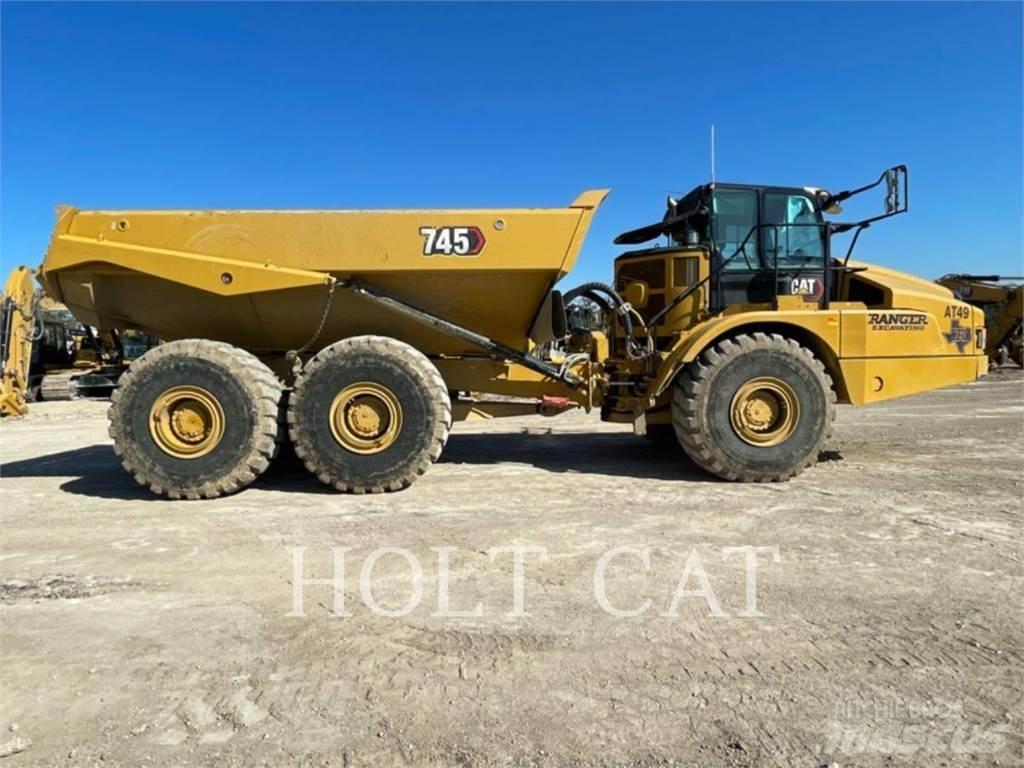 CAT 745 Dumpers articolati