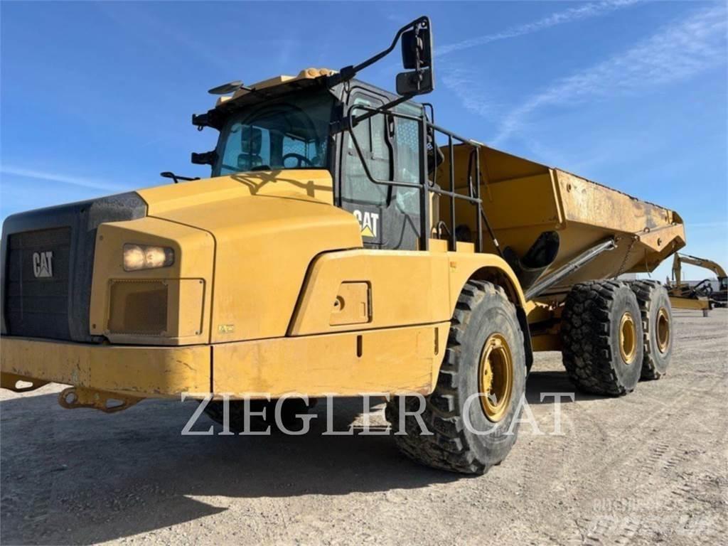 CAT 745 Dumpers articolati