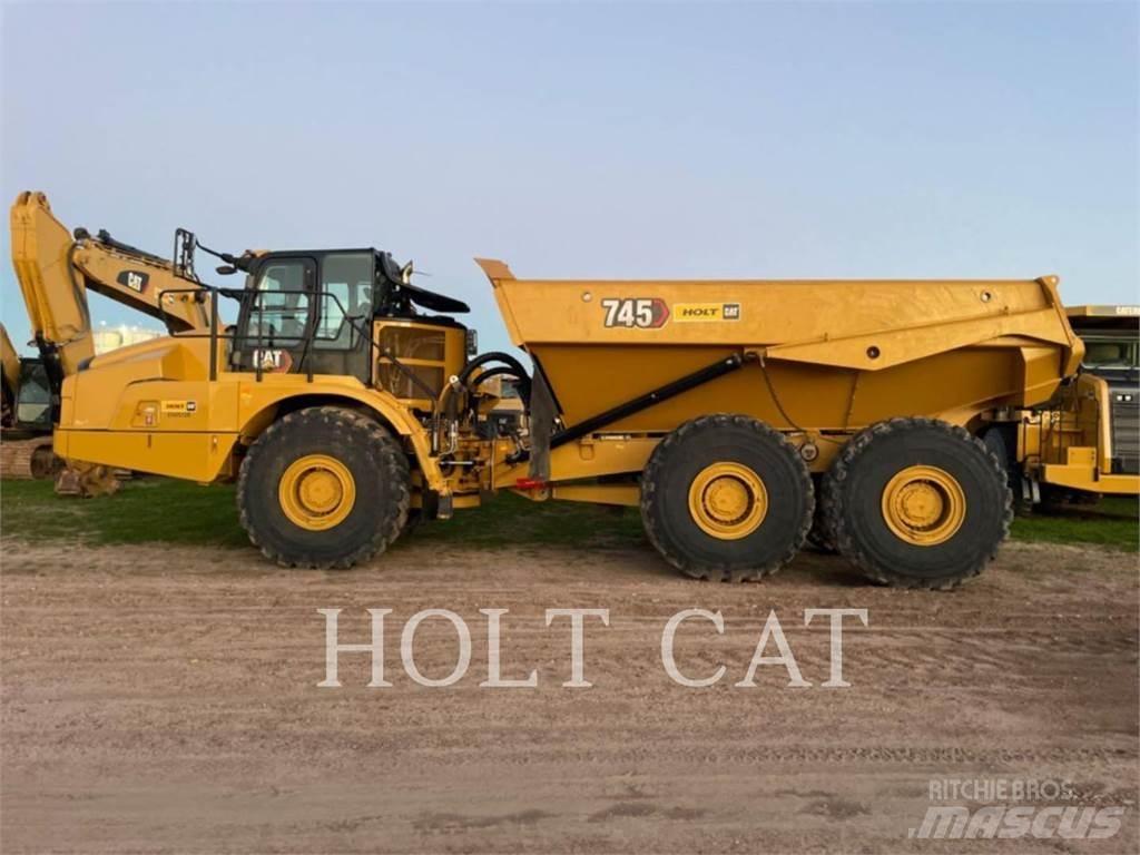 CAT 745 Dumpers articolati