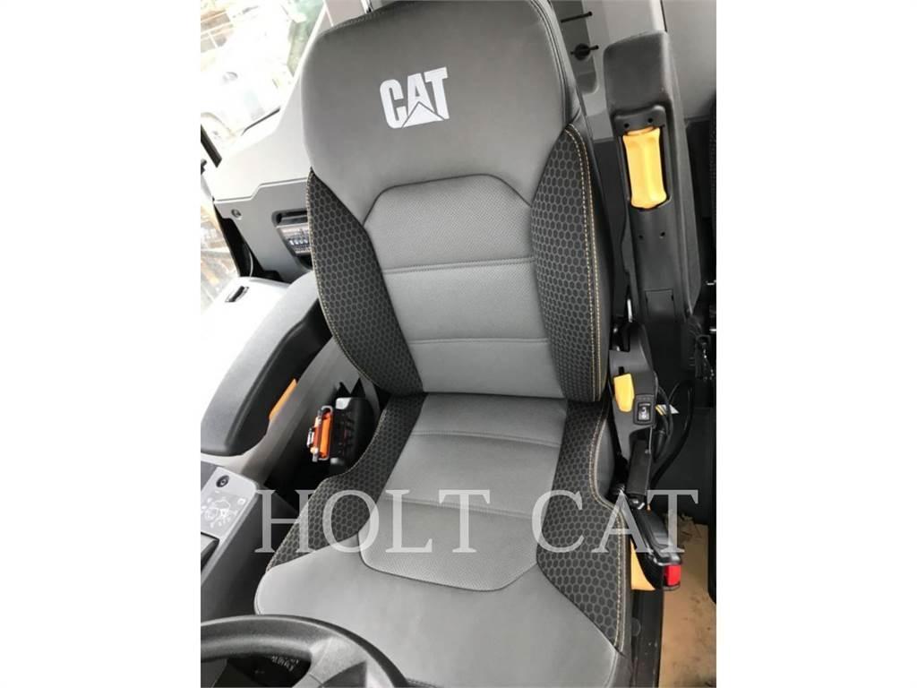 CAT 745 Dumpers articolati