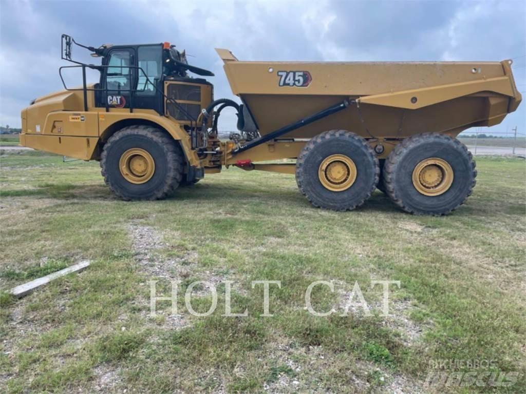 CAT 745 Dumpers articolati