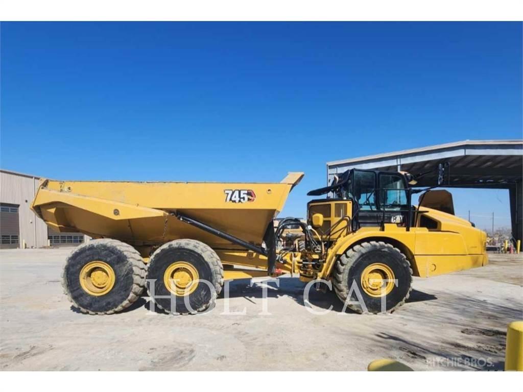 CAT 745 Dumpers articolati