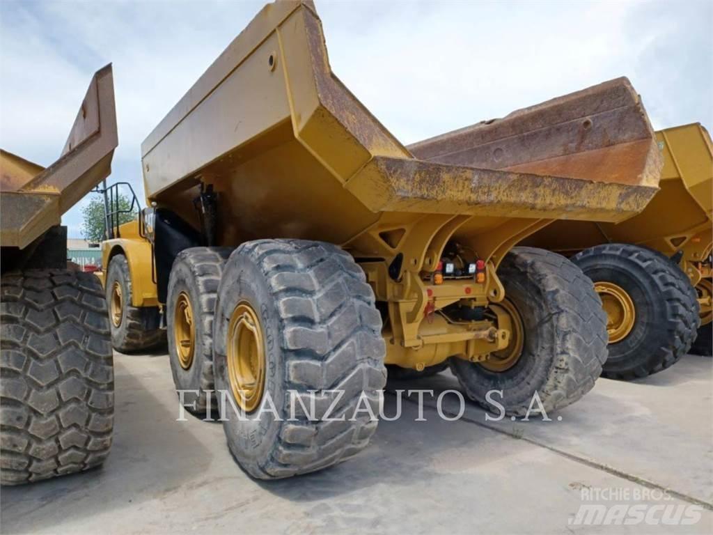 CAT 745 Dumpers articolati