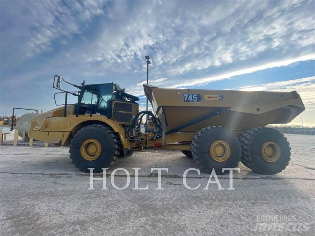 CAT 745 Dumpers articolati