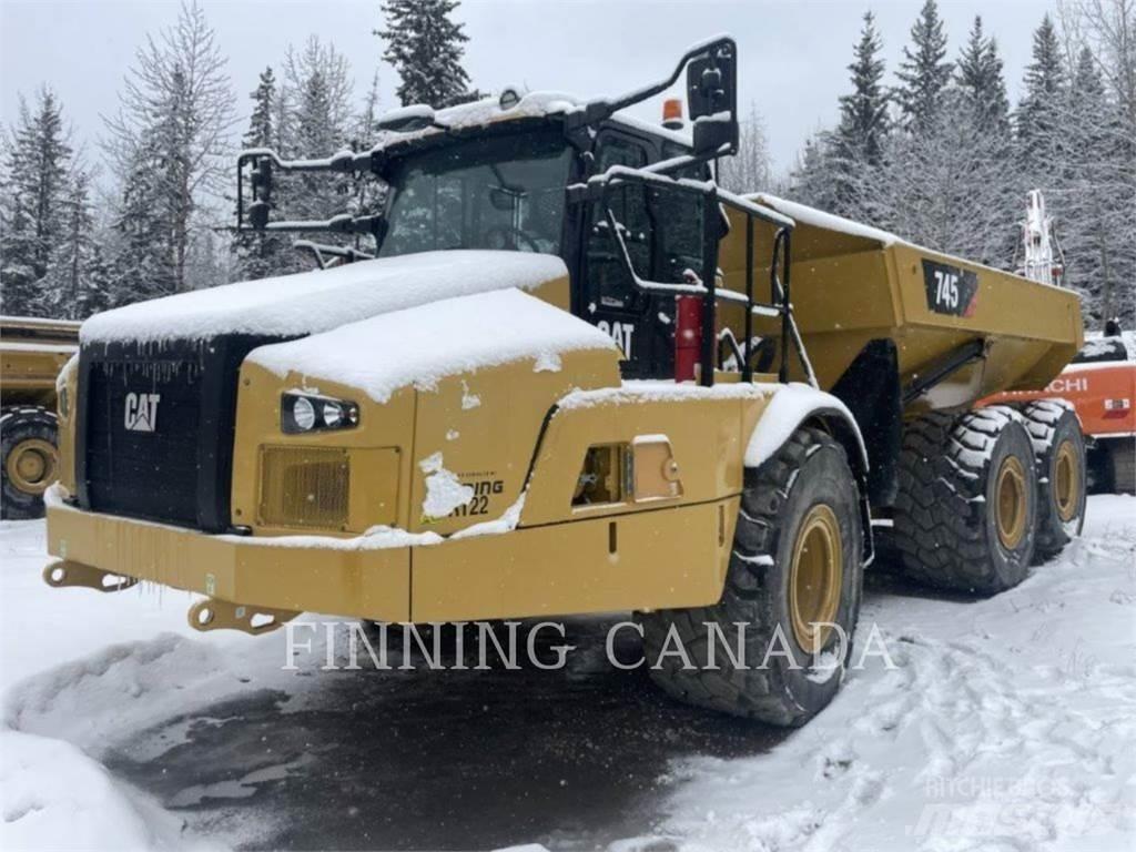 CAT 745 Dumpers articolati