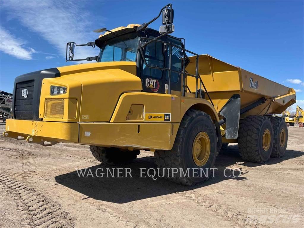 CAT 745 Dumpers articolati