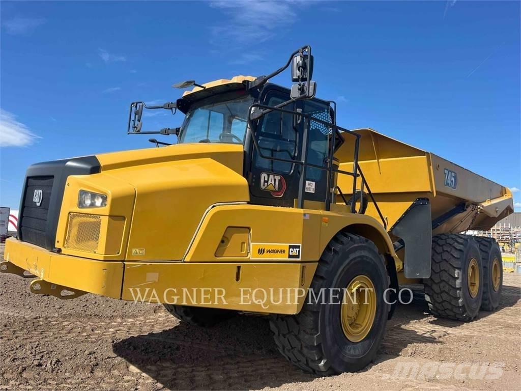 CAT 745 Dumpers articolati
