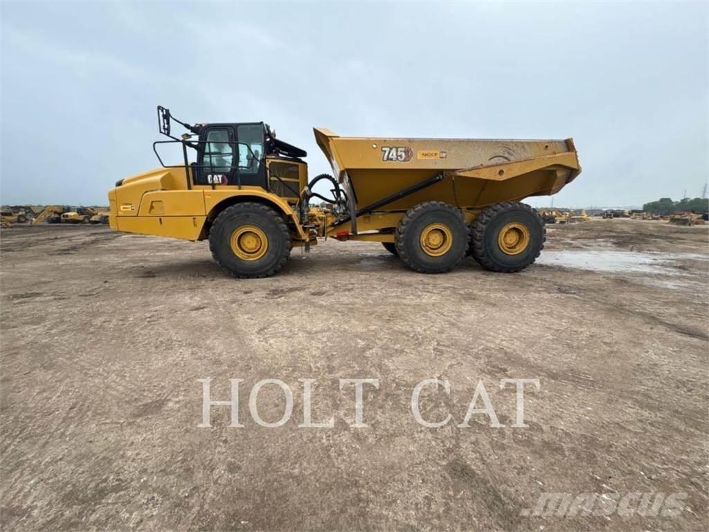 CAT 745 Dumpers articolati