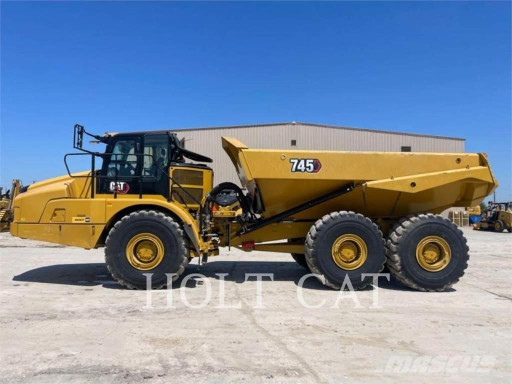 CAT 745 Dumpers articolati