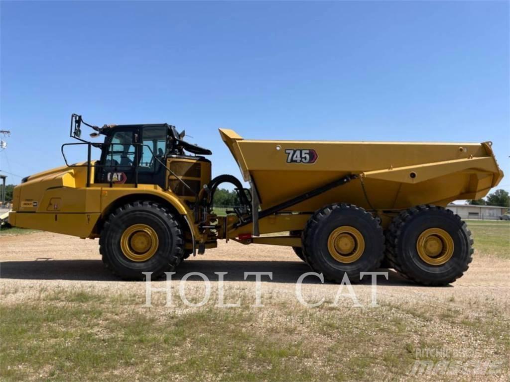 CAT 745 Dumpers articolati