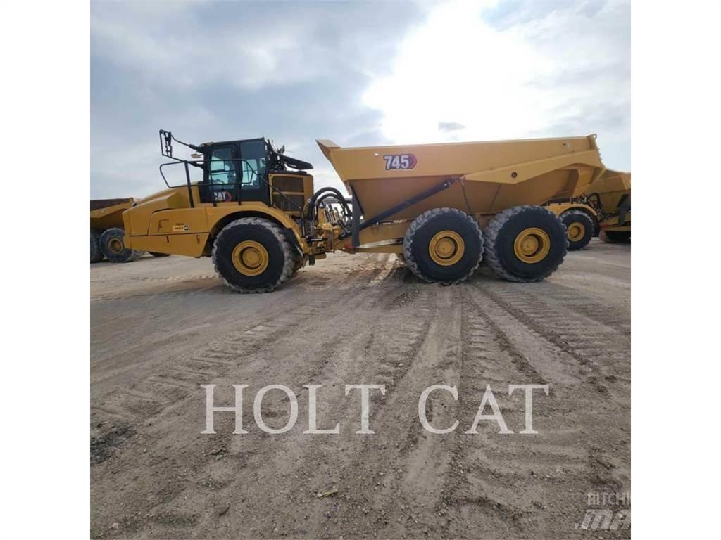 CAT 745 Dumpers articolati