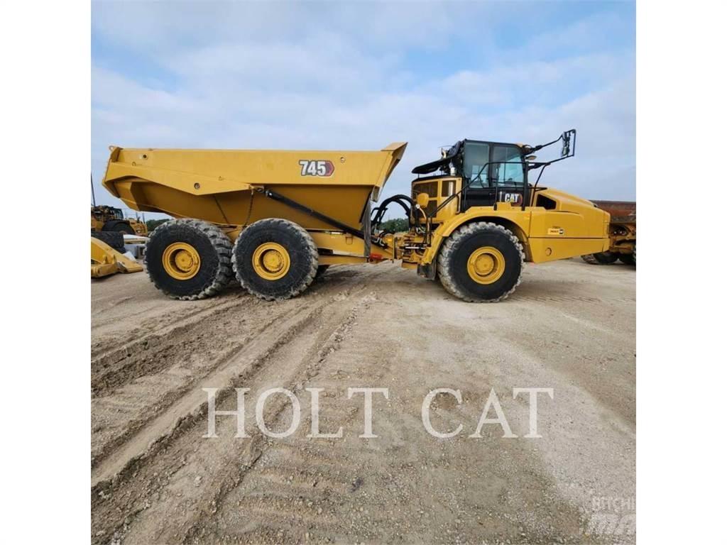 CAT 745 Dumpers articolati