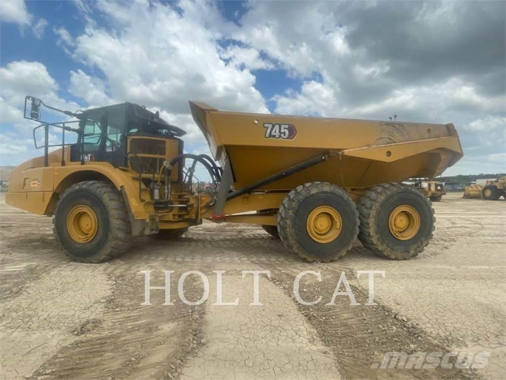 CAT 745 Dumpers articolati
