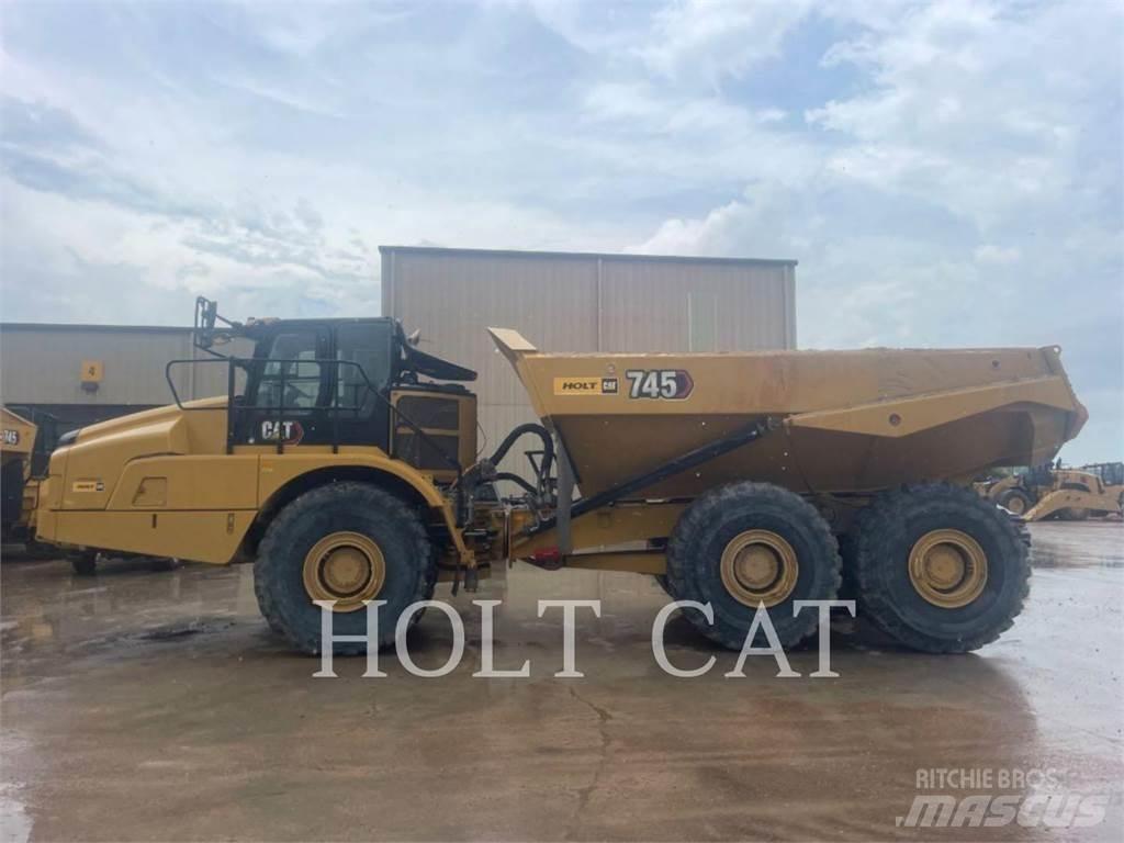 CAT 745 Dumpers articolati
