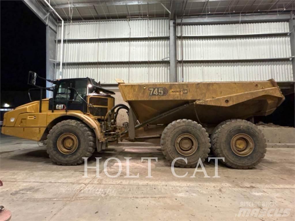 CAT 745 Dumpers articolati
