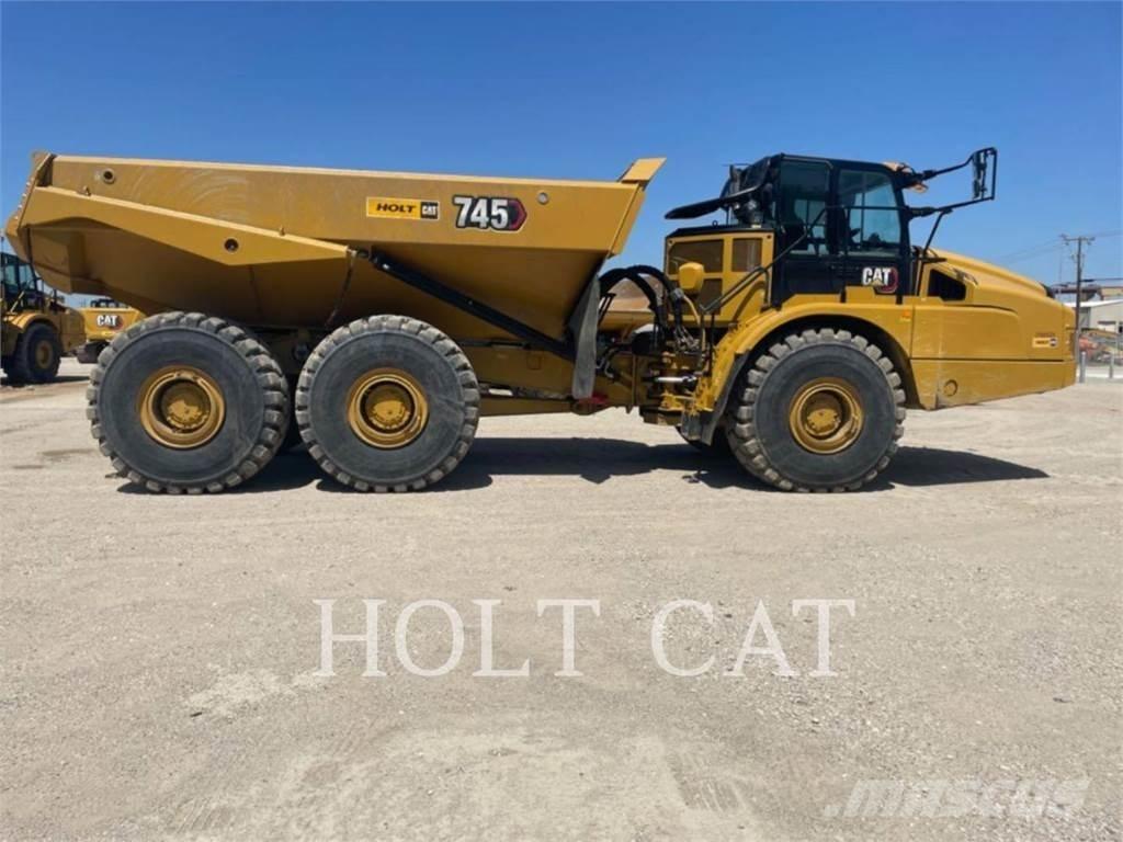 CAT 745 Dumpers articolati