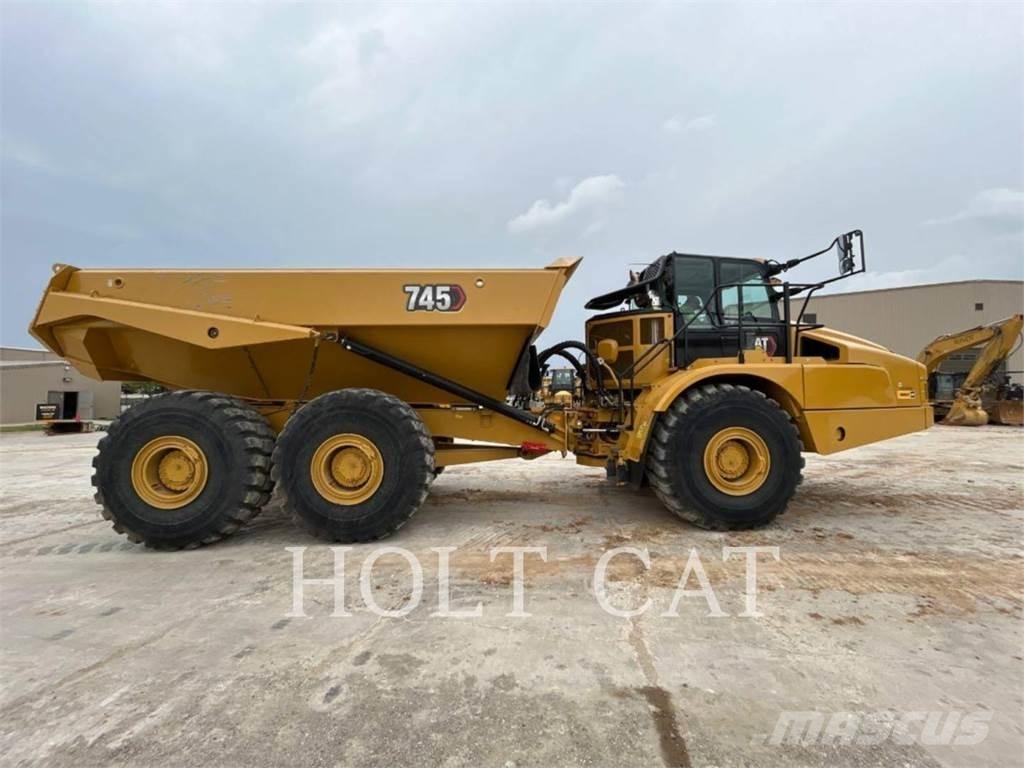 CAT 745 Dumpers articolati