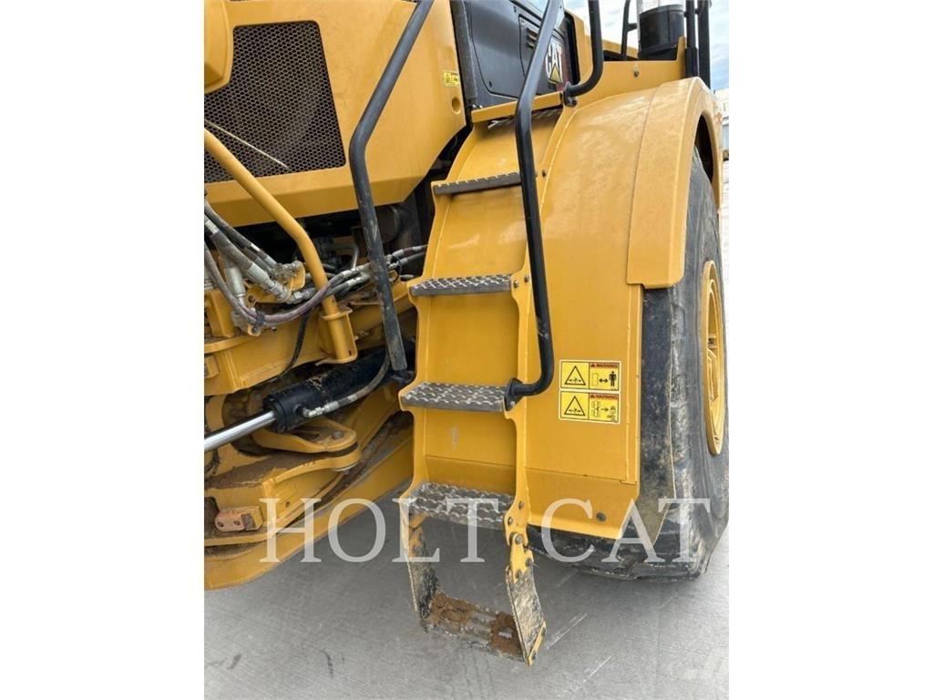 CAT 745 Dumpers articolati