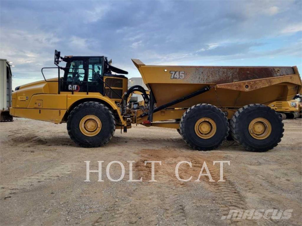 CAT 745 Dumpers articolati