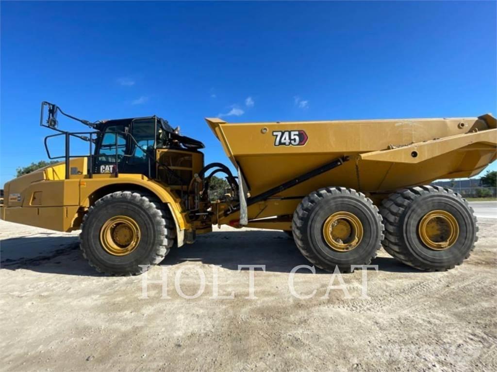 CAT 745 Dumpers articolati