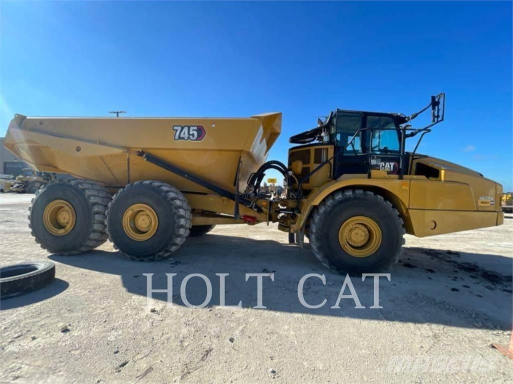 CAT 745 Dumpers articolati