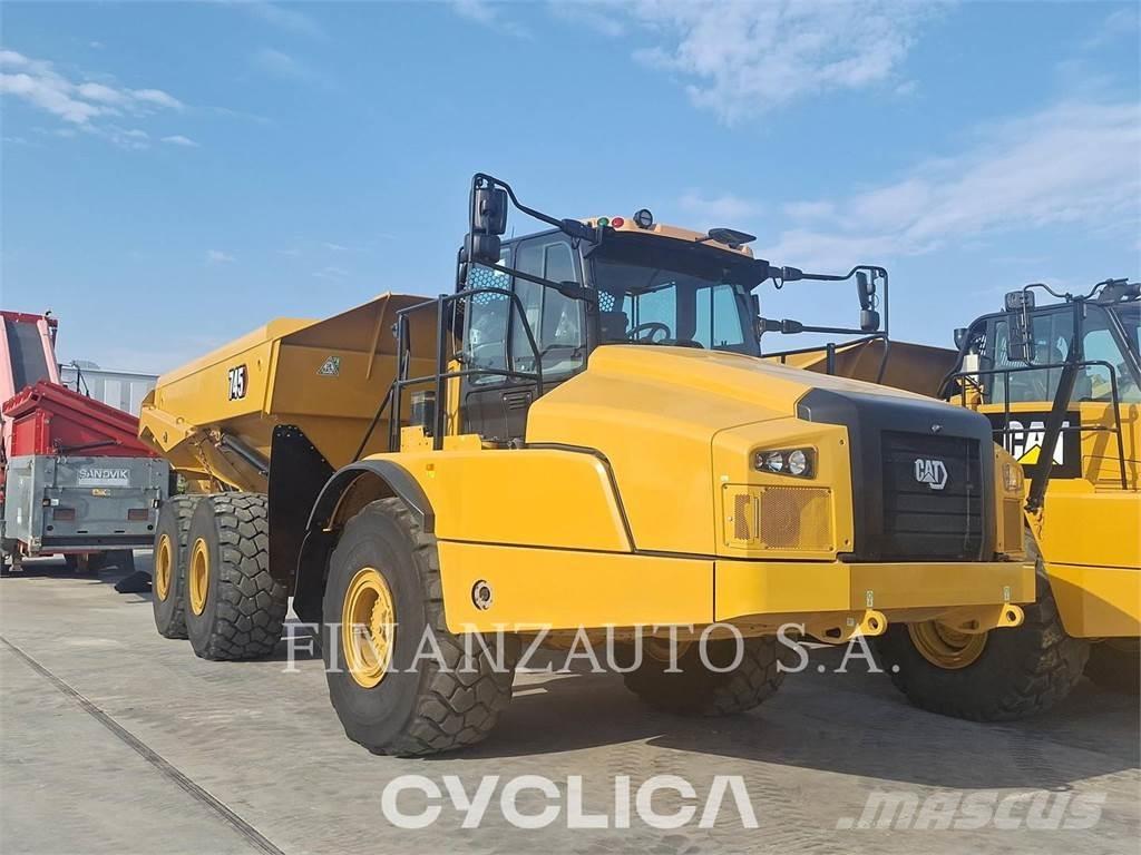 CAT 745 Dumpers articolati