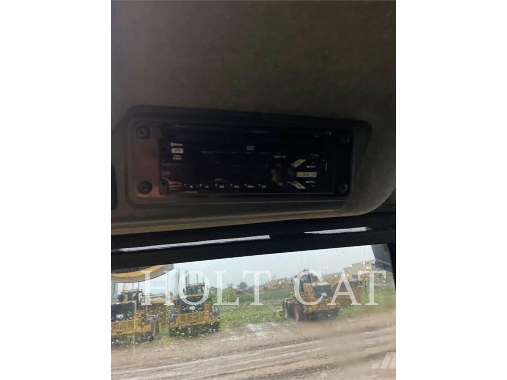 CAT 745 Dumpers articolati