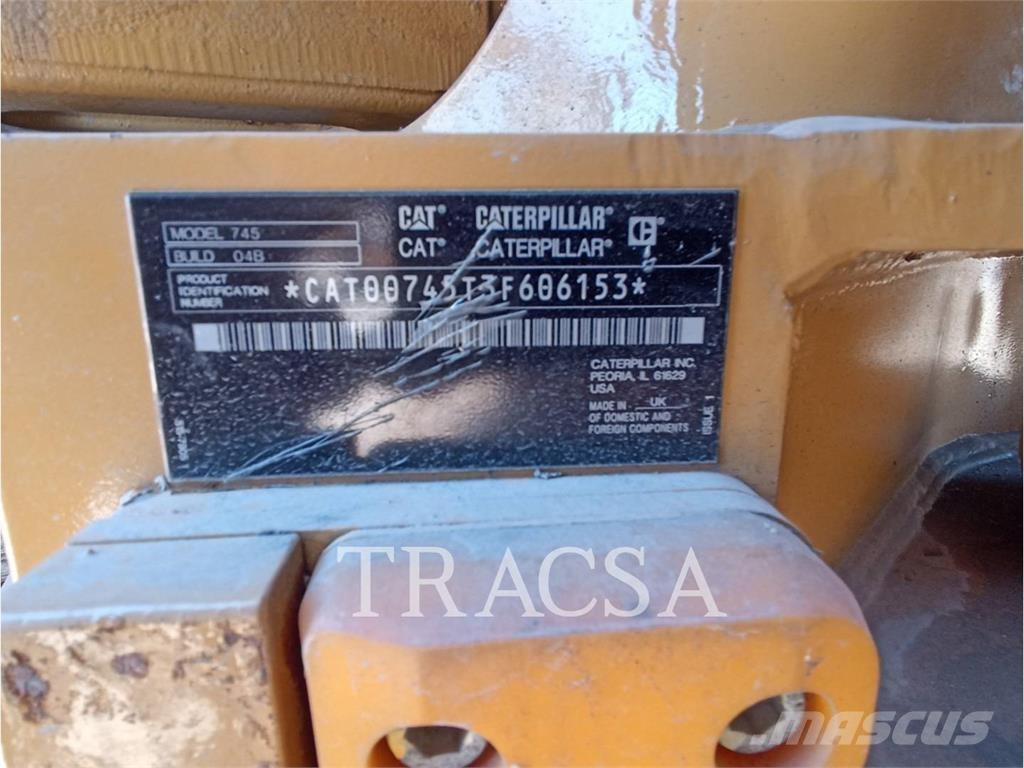 CAT 745 Dumpers articolati