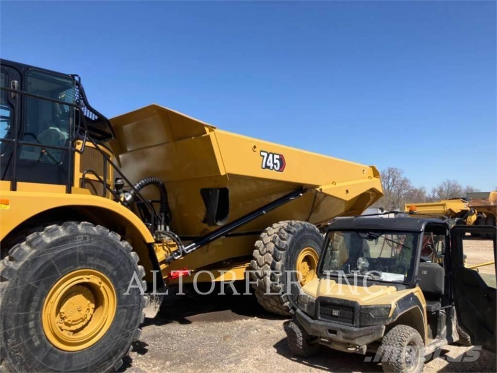 CAT 745-04 Dumpers articolati