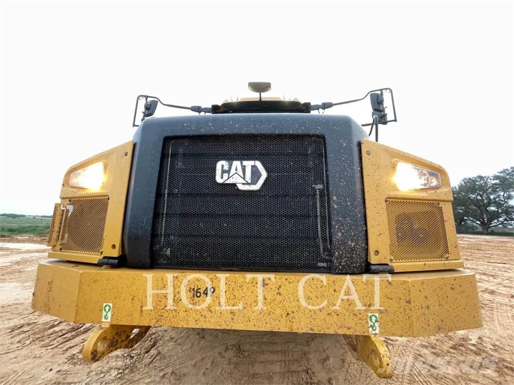 CAT 745-04 Dumpers articolati