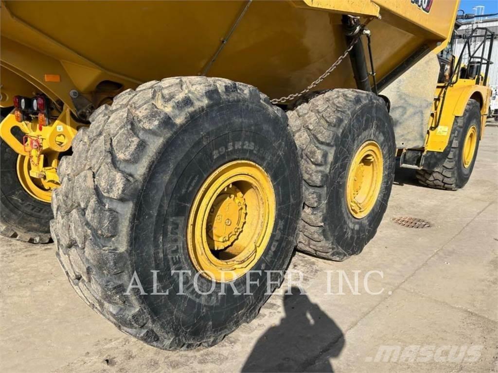 CAT 745-04 Dumpers articolati