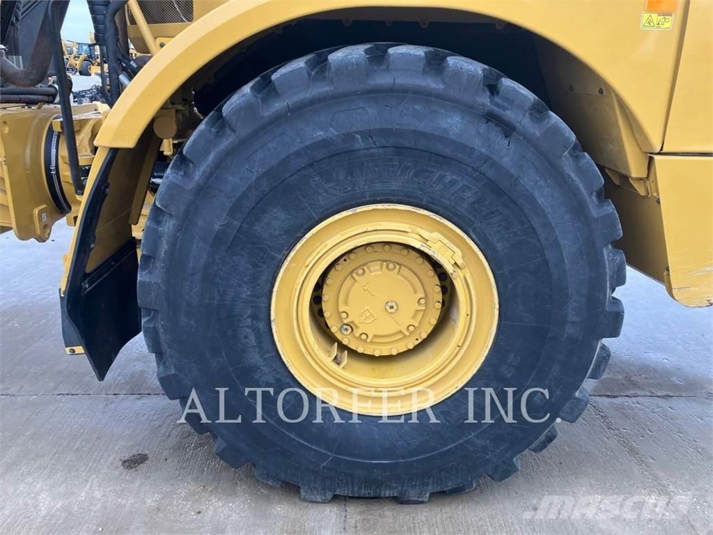CAT 745-04 Dumpers articolati
