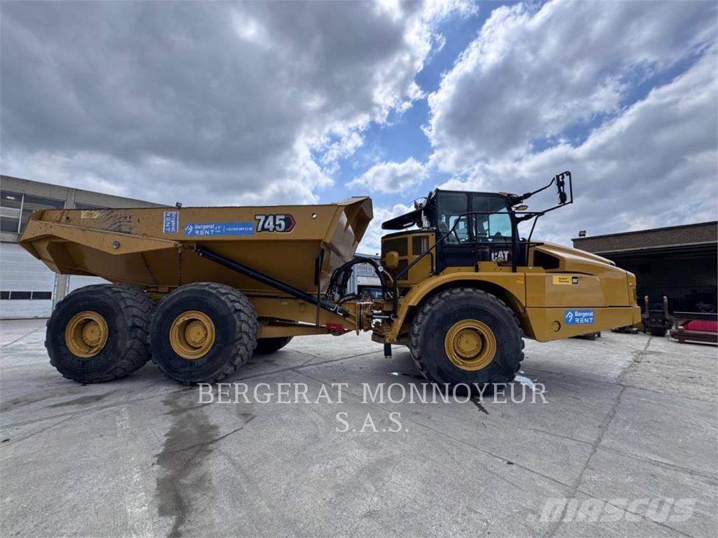 CAT 745-04 Dumpers articolati