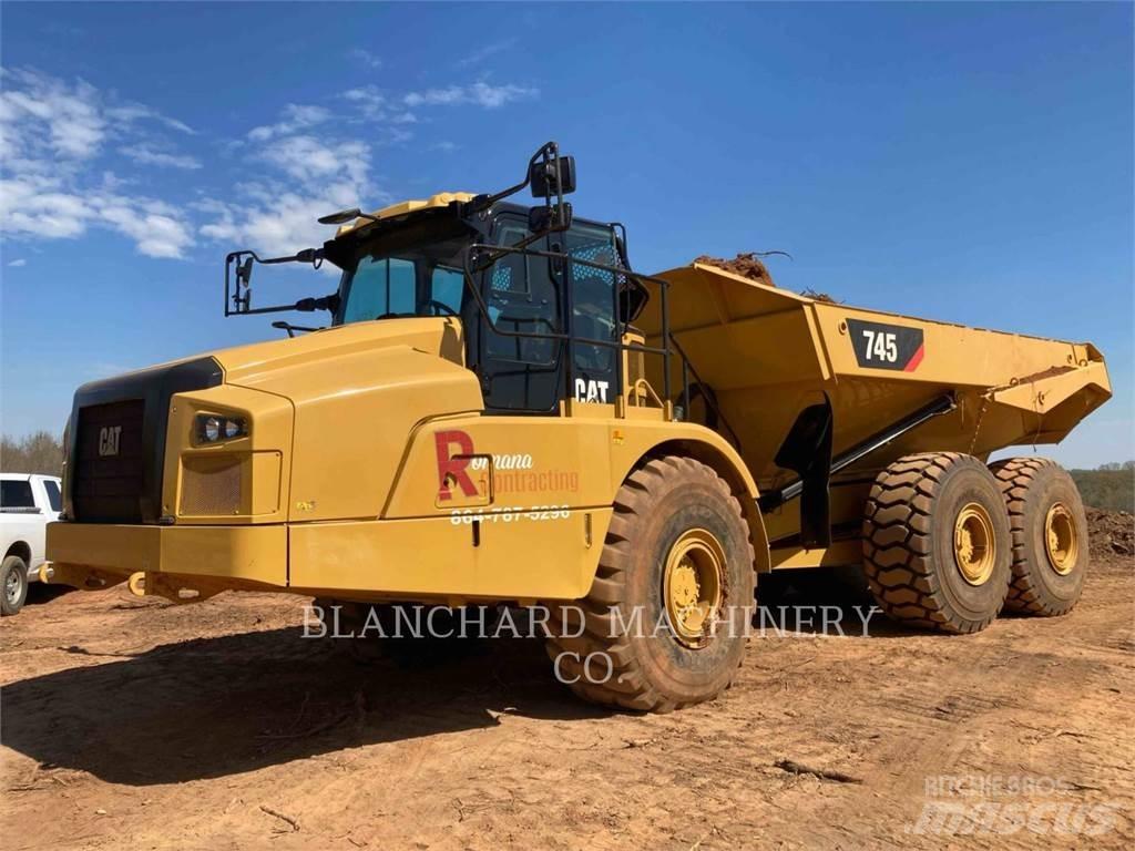 CAT 745-04 Dumpers articolati