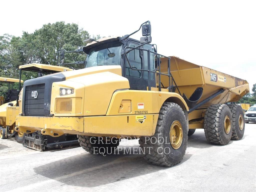 CAT 745-04 Dumpers articolati