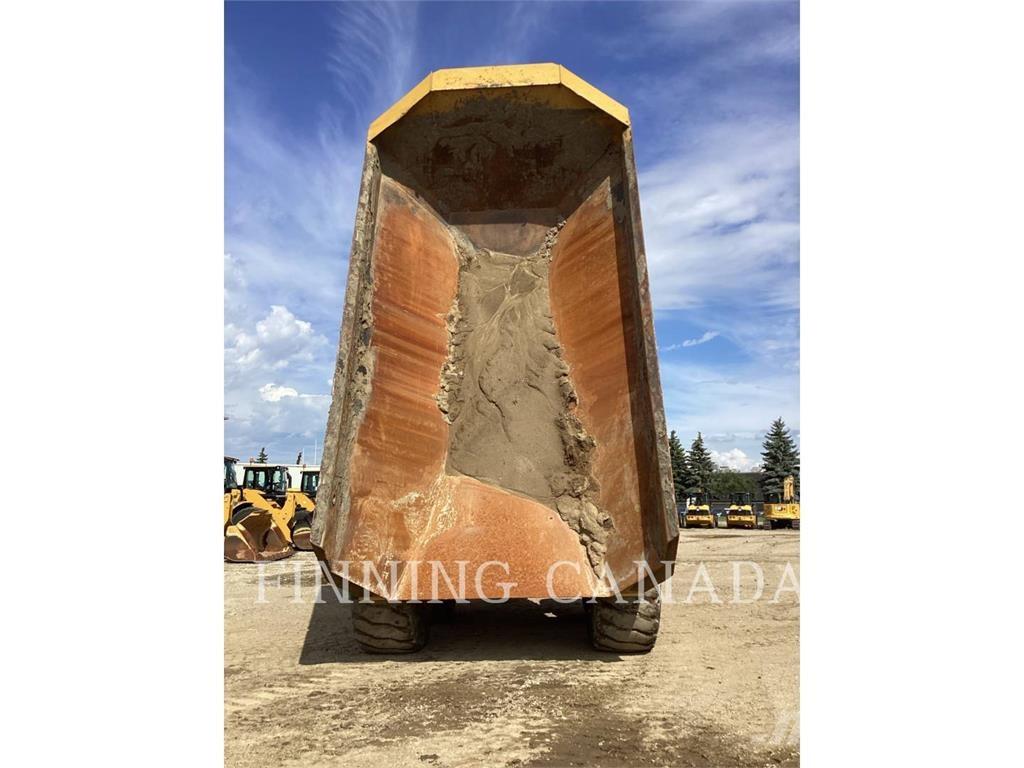 CAT 745-04 Dumpers articolati
