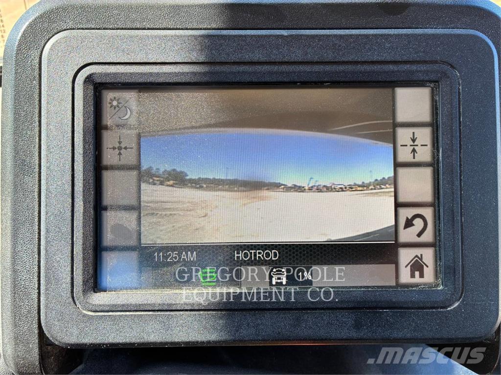 CAT 745-04 Dumpers articolati