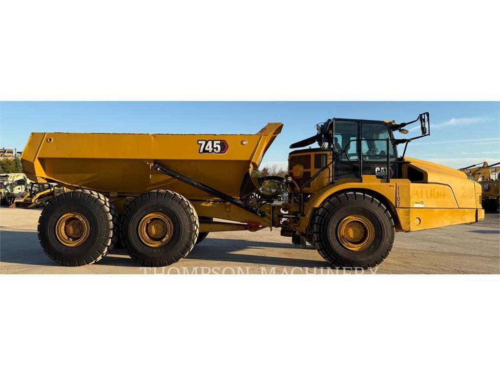 CAT 745-04 Dumpers articolati