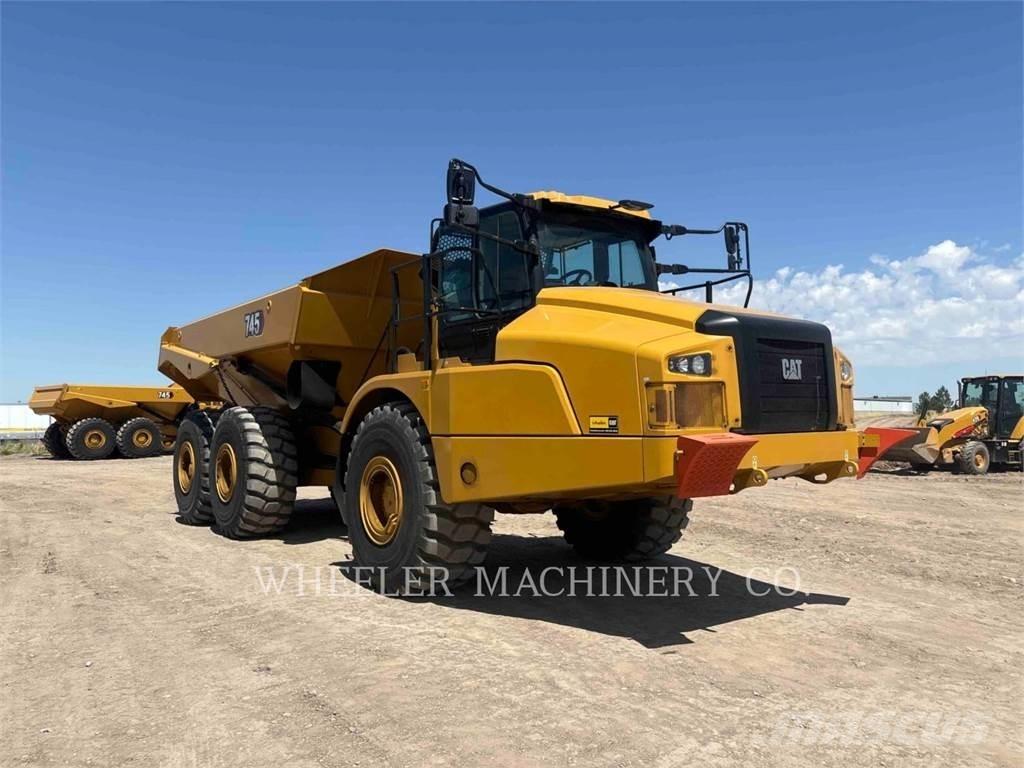 CAT 745 TG Dumpers articolati