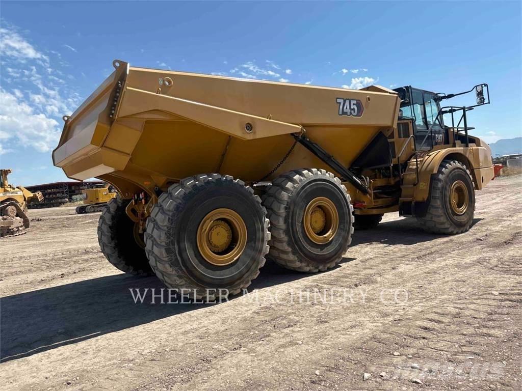 CAT 745 TG Dumpers articolati