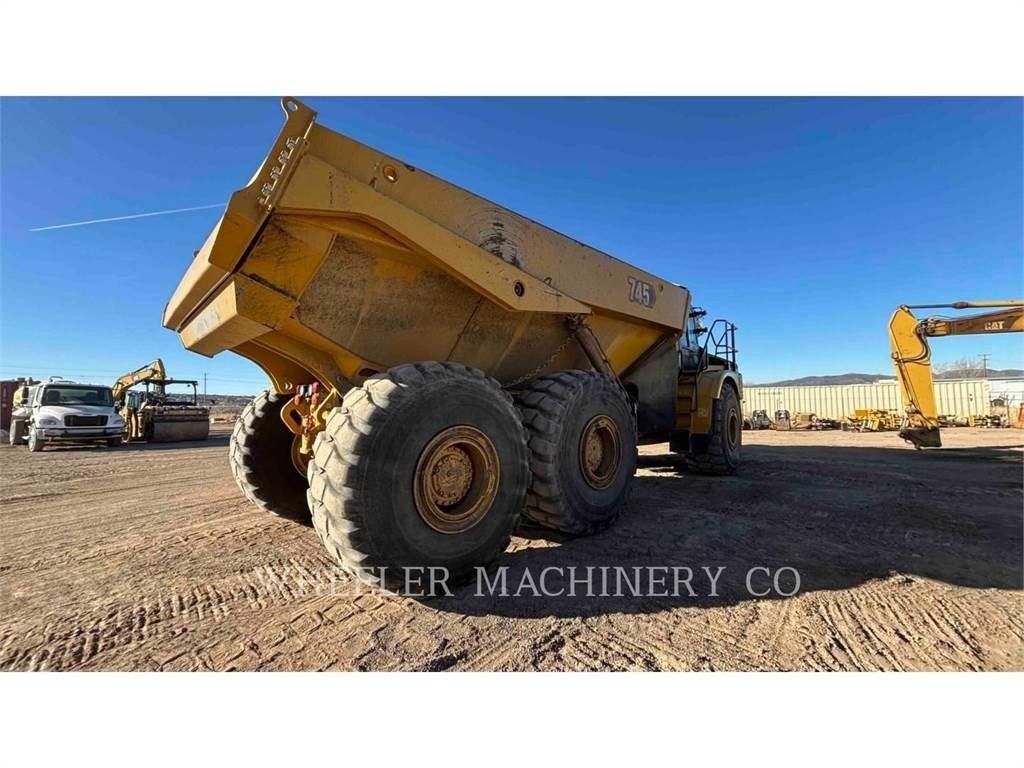 CAT 745 TG Dumpers articolati