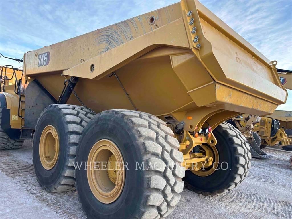CAT 745 TG Dumpers articolati
