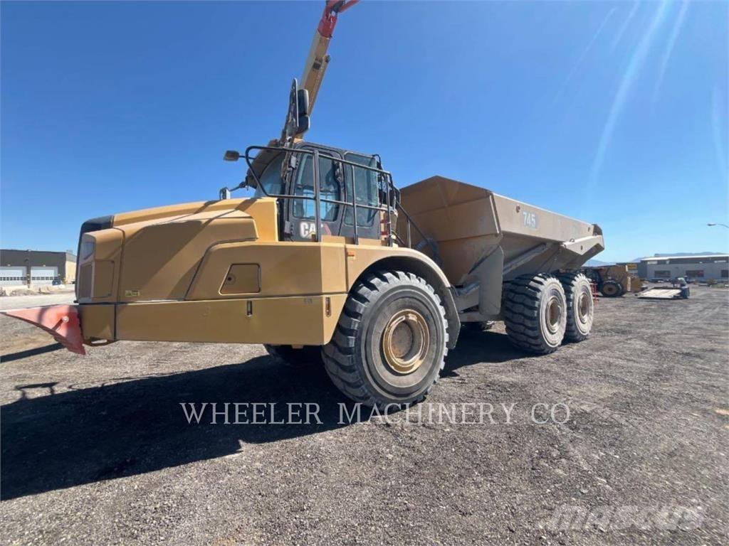 CAT 745 TG Dumpers articolati