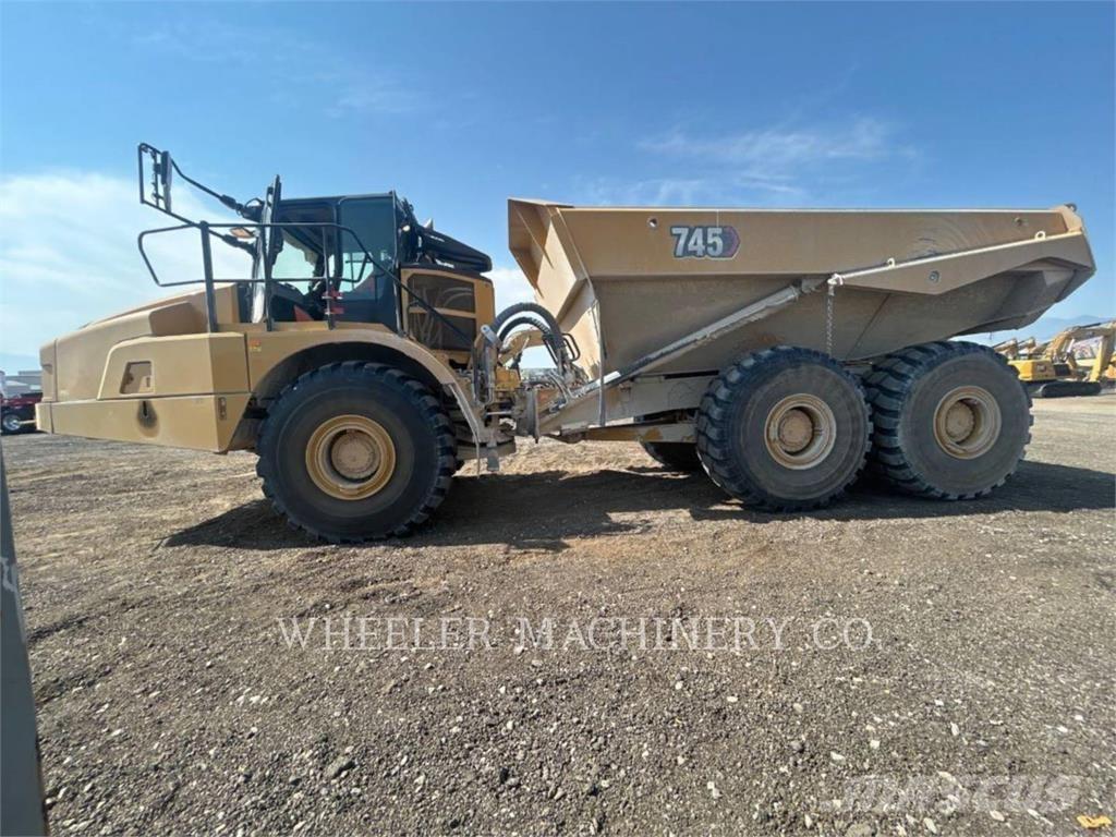CAT 745 TG Dumpers articolati