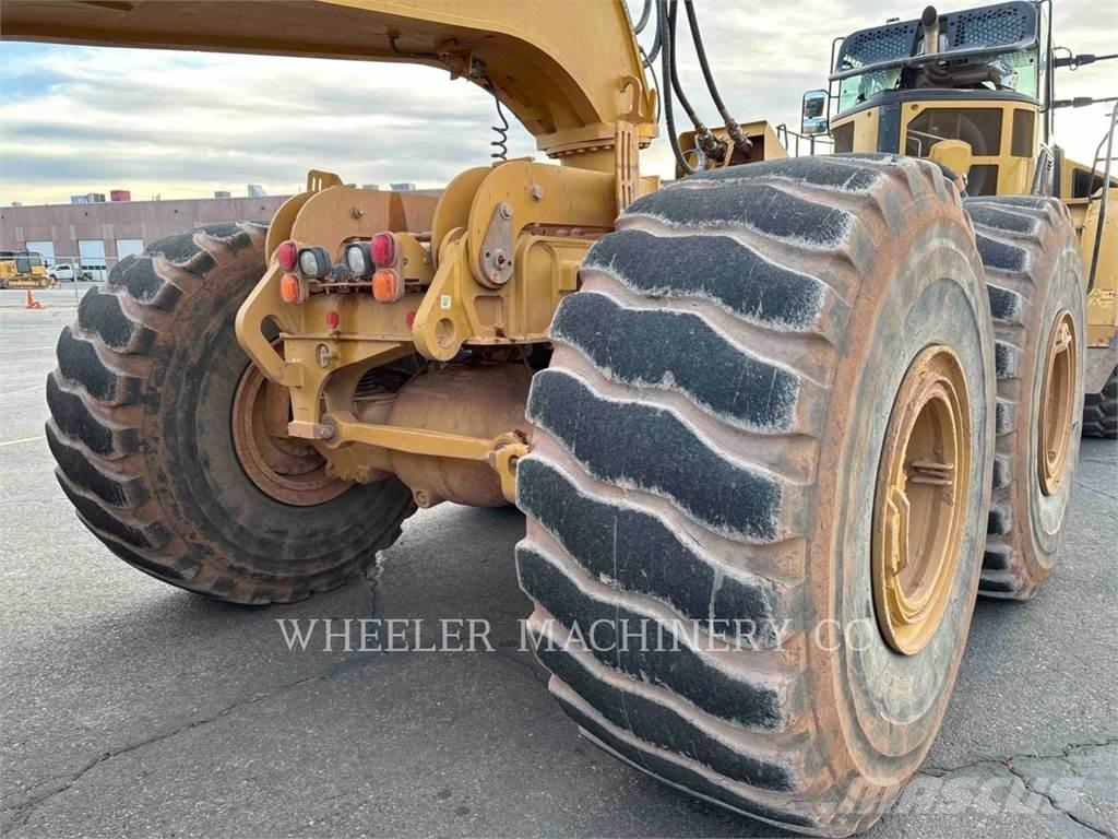 CAT 745 W/PAN Dumpers articolati